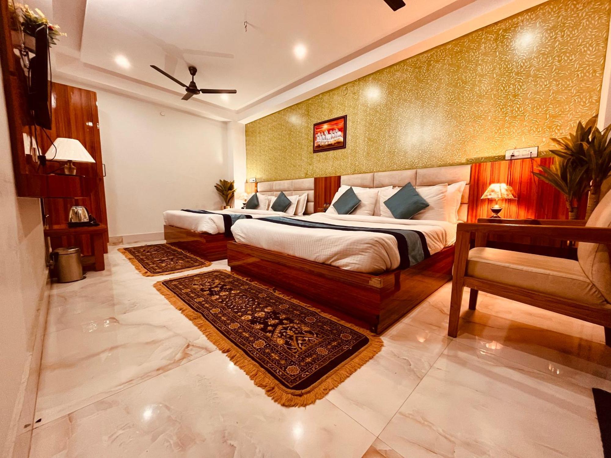 Hotel Golden Temple View By La Casa, Amritsar #Top Rated #Most Awarded #Swimming Pool #Prime Location #Luxury Rooms #Parking #Rooftop Cafe Exterior foto