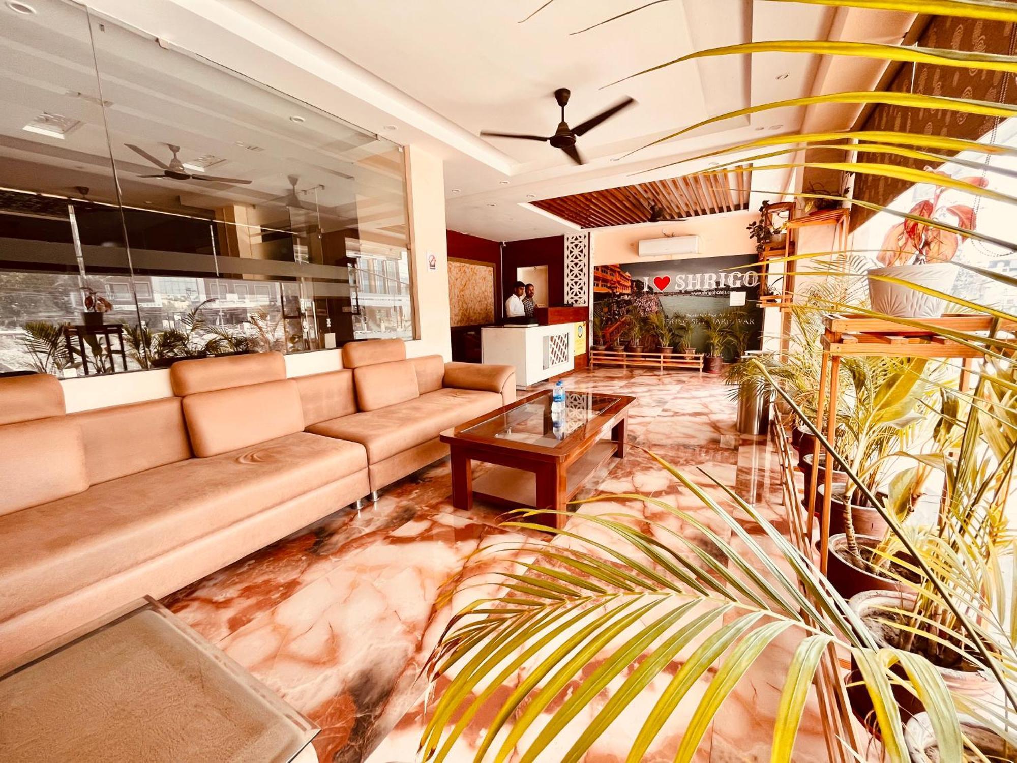 Hotel Golden Temple View By La Casa, Amritsar #Top Rated #Most Awarded #Swimming Pool #Prime Location #Luxury Rooms #Parking #Rooftop Cafe Exterior foto