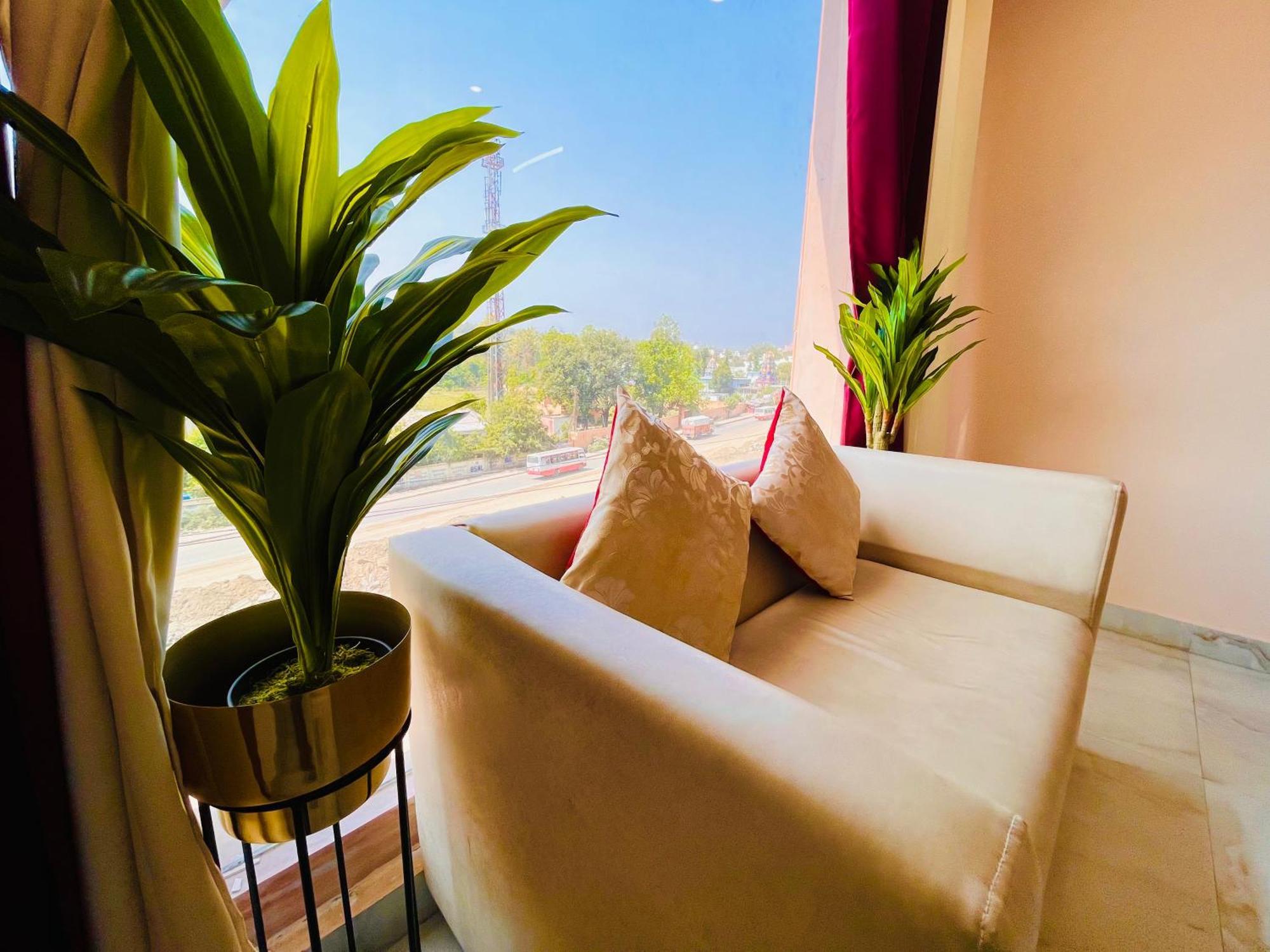 Hotel Golden Temple View By La Casa, Amritsar #Top Rated #Most Awarded #Swimming Pool #Prime Location #Luxury Rooms #Parking #Rooftop Cafe Exterior foto